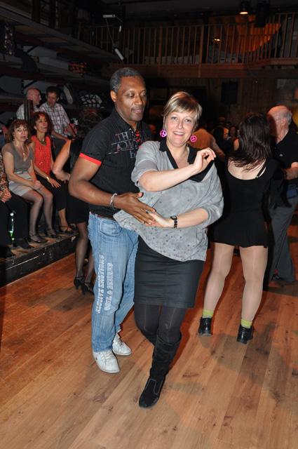 min 2012 11 11 station danse 084